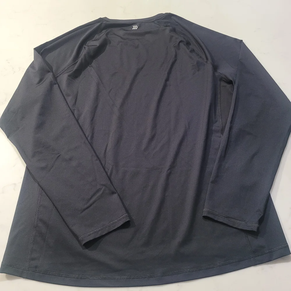 All in Motion Men's Long Sleeve Dark Gray Tee - Picture 3 of 3
